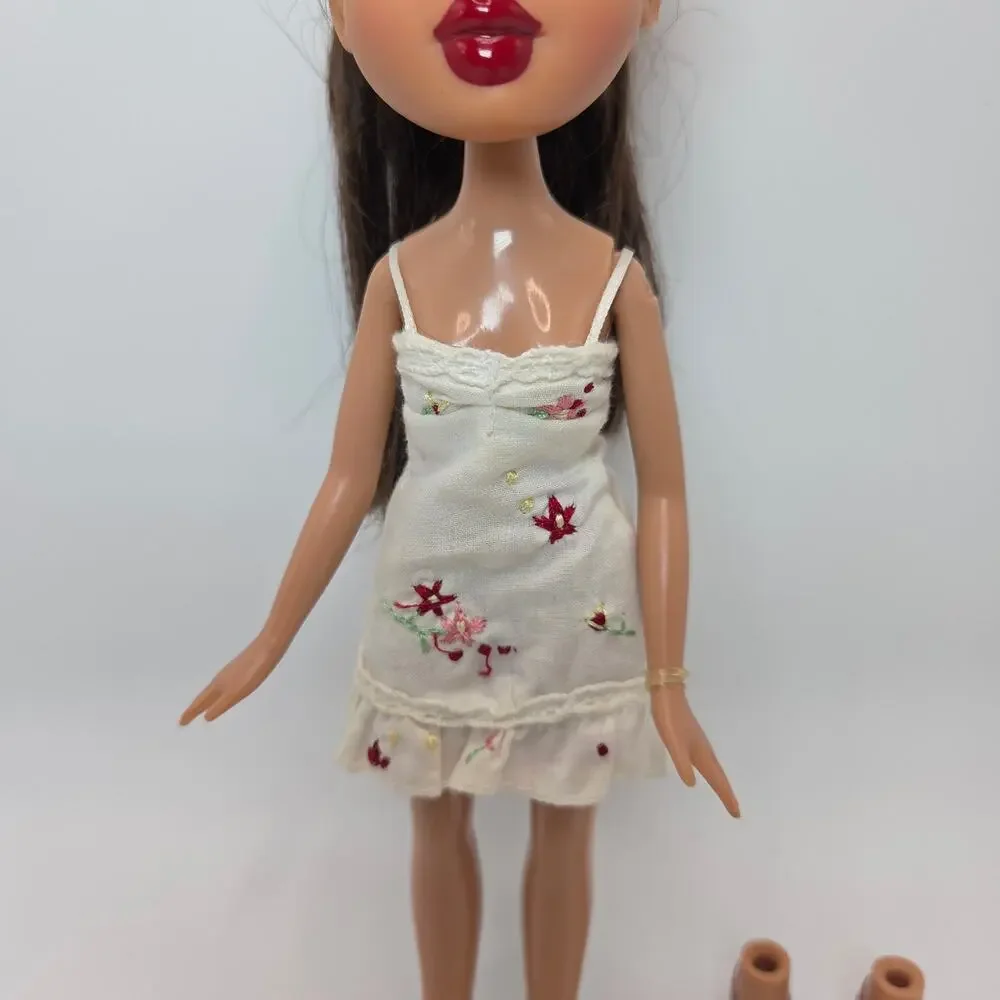 Vintage 2004 Bratz Funk Out Yasmin Doll Near Complete Original Outfits Shoes